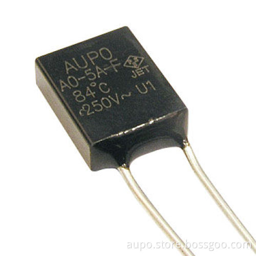 Circuit Breaker with 5A Rated Current, 250V Rated Voltage and Plastic Case